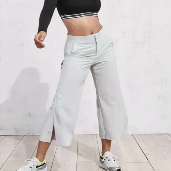 Athleta Tribeca Crop Pant, Tern Grey Women’s Size 2 - Picture 2 of 8